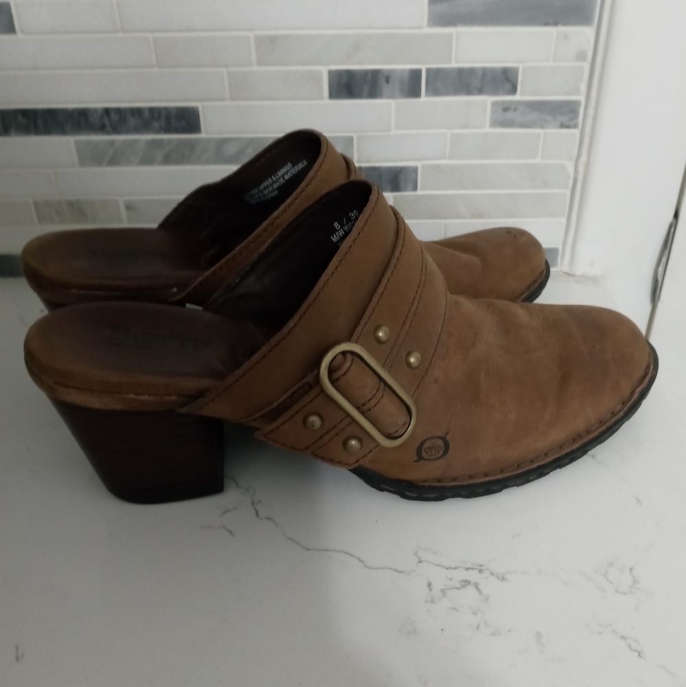 Born Genuine Leather Distressed Light Brown Mules Buckle accent Strap block Heel